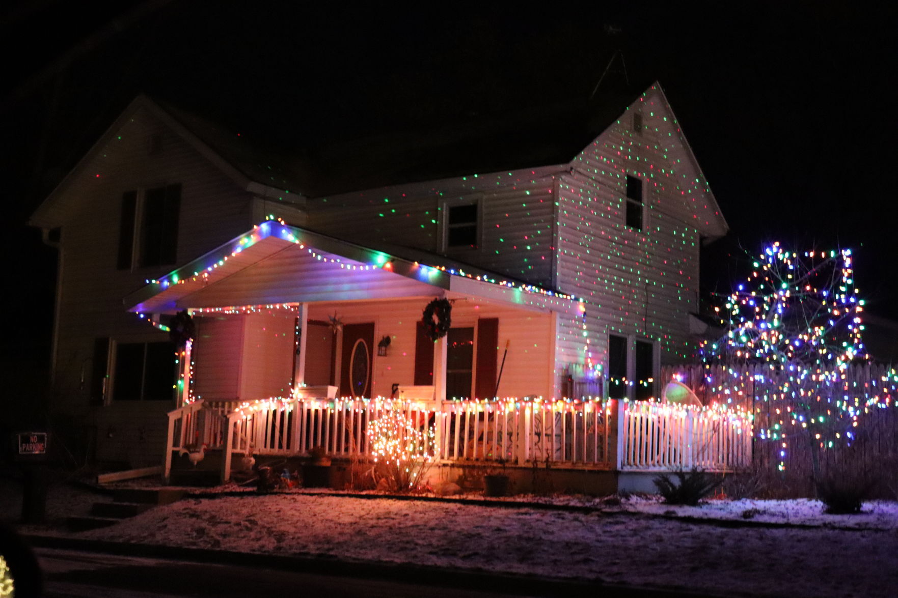 Chippewa Falls Christmas light displays